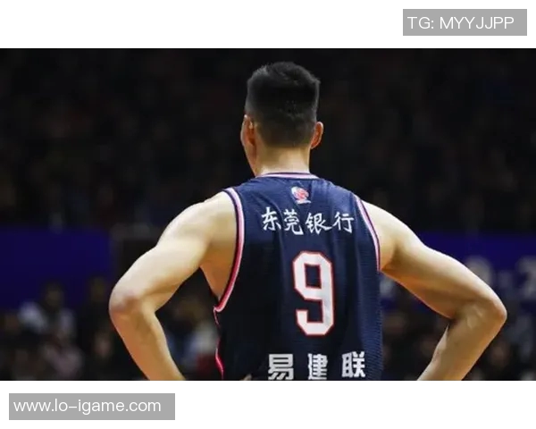 易建联入围FIBA十年最佳扣篮评选,成就中国篮球新辉煌